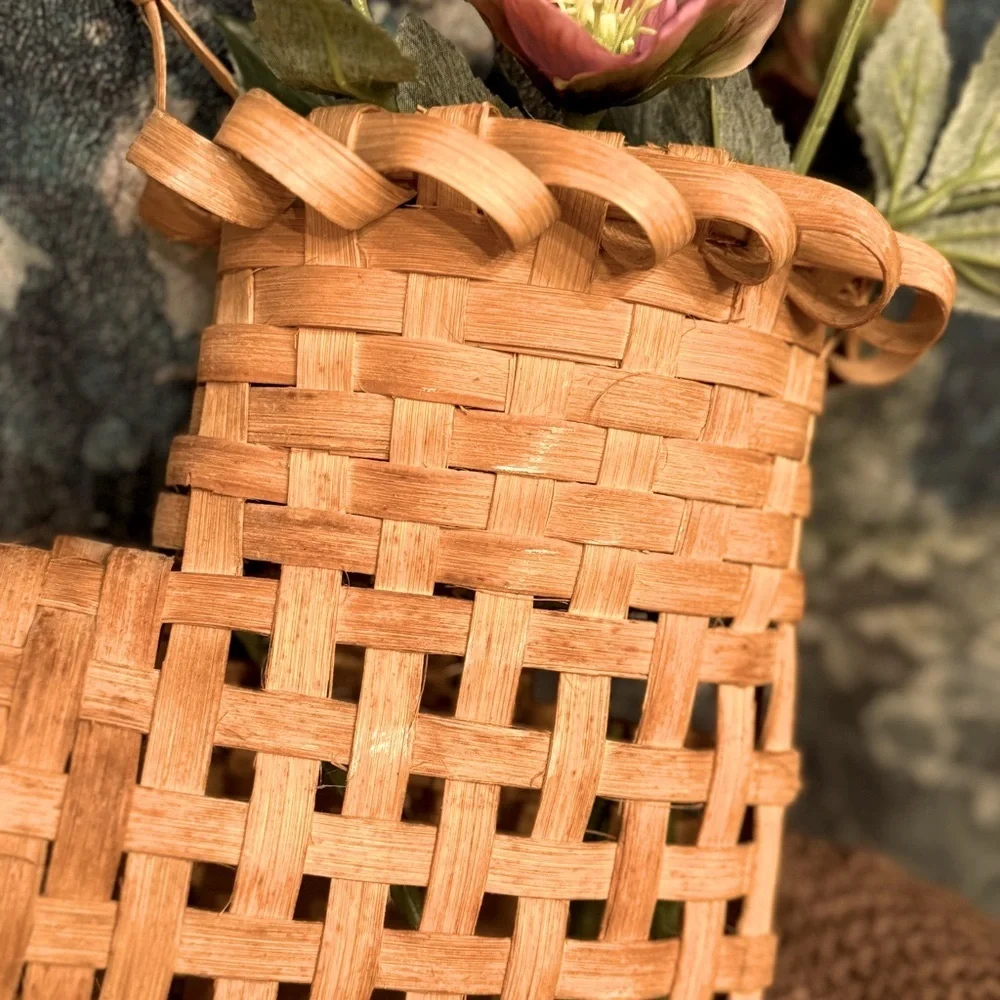 Vintage Rare Wall Hanging Heart Shaped Double Opening Basket 14”x12”